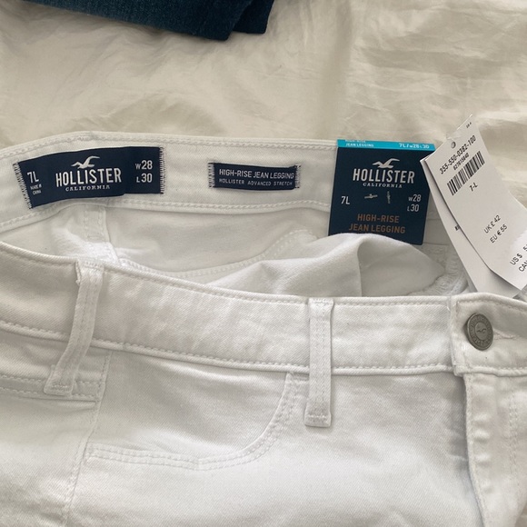 Hollister Jeans - Picture 3 of 5